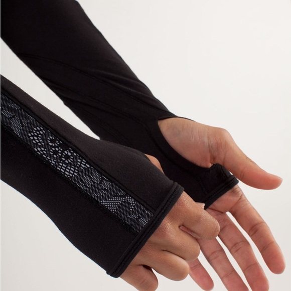 Lululemon Run Speedy Turtleneck Thumb holes Black Sz 6 Activewear Running Gym - Picture 9 of 15